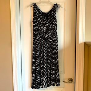 Scarlett polka dot dress - Size 6